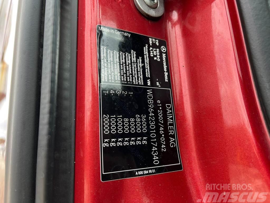 Mercedes-Benz Arocs 3258 8x4 RETARDER / FULL STEEL / BOX L=5586 Sklápače