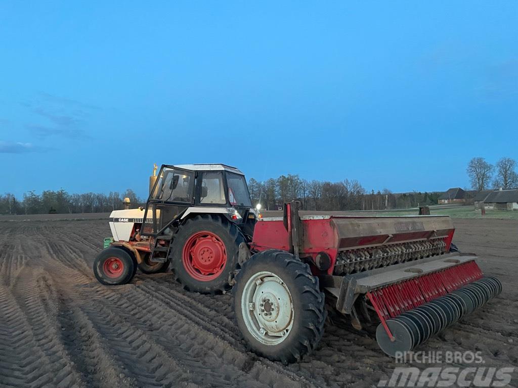 CASE 1390 Traktory