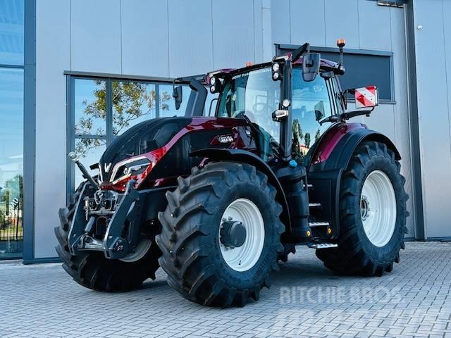 Valtra Q305 DEMO Super compleet! Traktory