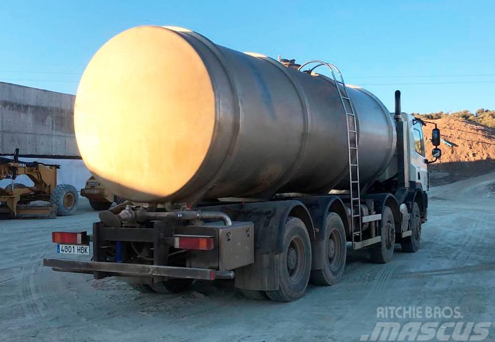 DAF 85.410 8x4 Cisternové nákladné vozidlá