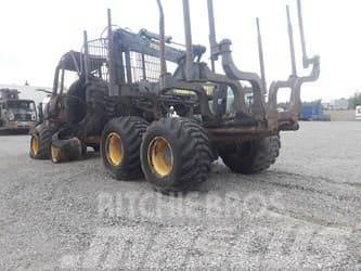 Ponsse Buffalo breaking for parts Lesné traktory