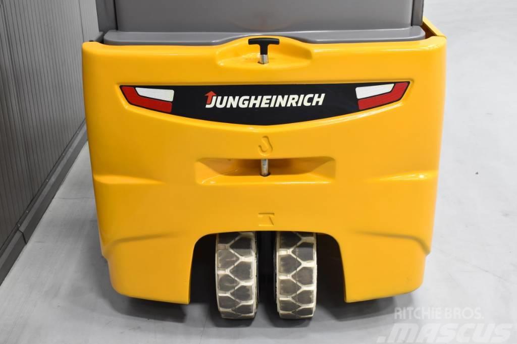 Jungheinrich EFG 216 Akumulátorové vozíky