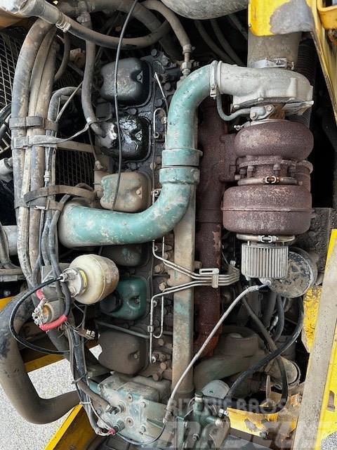 Volvo A 35 C PARSTS/CZĘŚCI  ENGINE TD 122 Motory