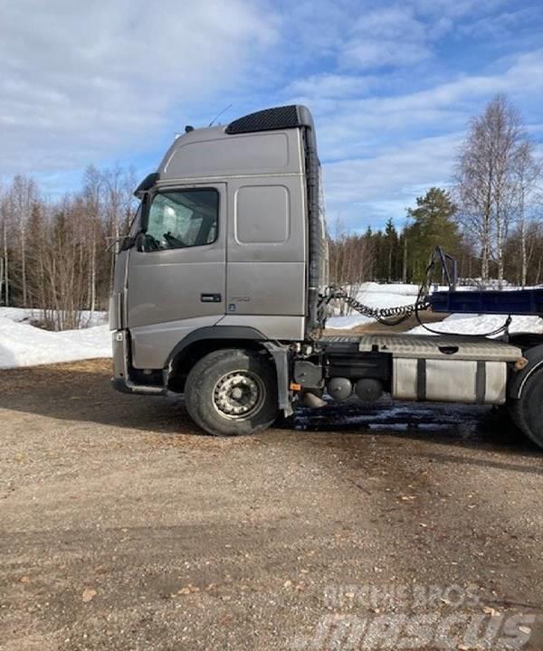Volvo FH16 750 lavettiyhdistelmä Ďalšie nákladné vozidlá