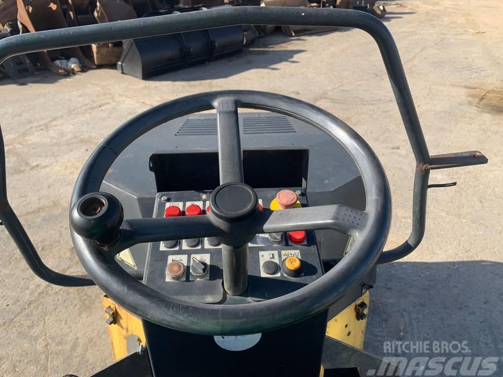 Bomag BW 120 AD-3 Tandemové valce