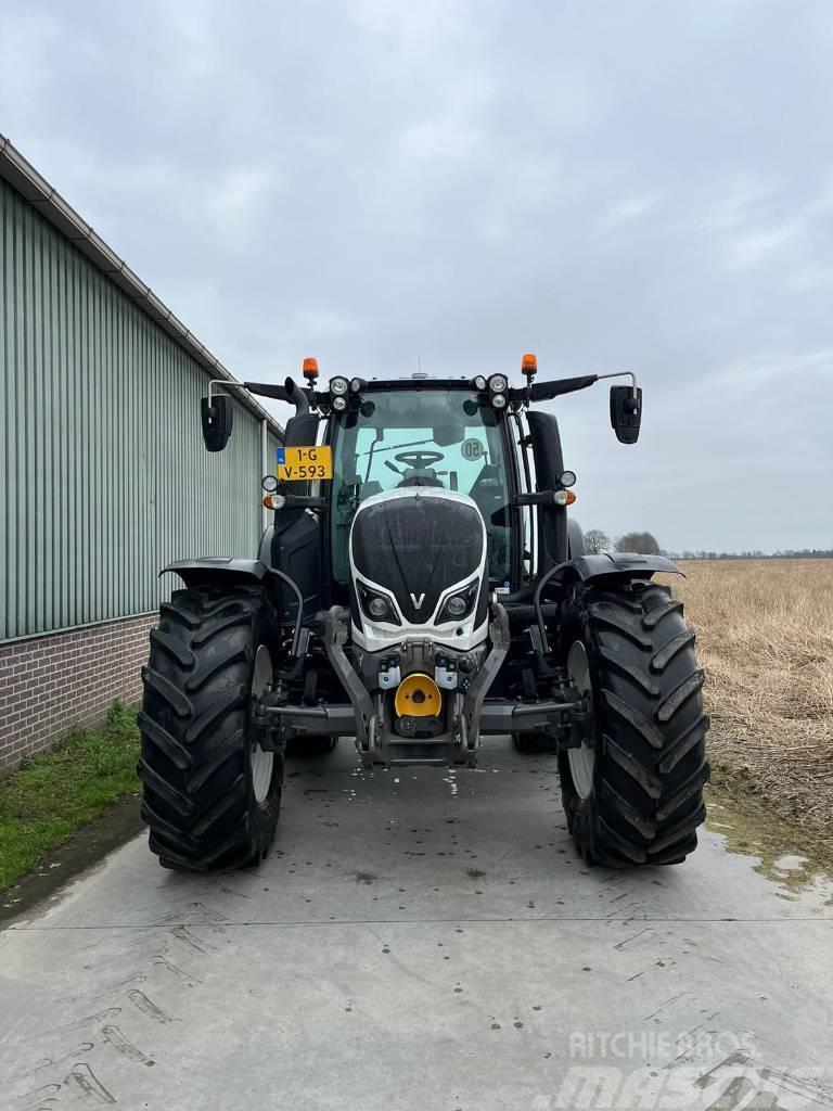 Valtra N174 Direct (vario) tractor Traktory