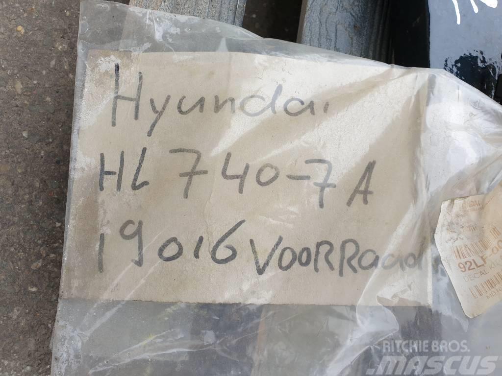 Hyundai HL740-7A bucket linkage Podvozky a zavesenie kolies