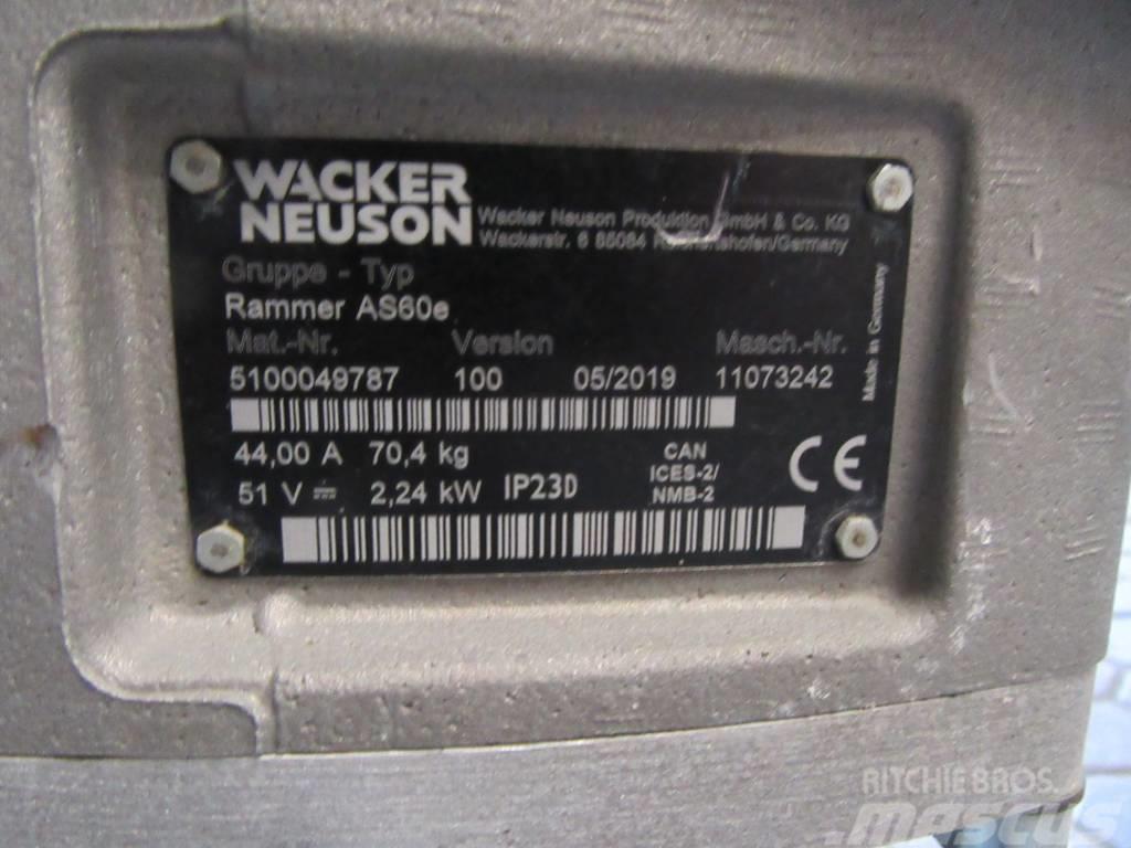 Wacker Neuson Vibrationsstampfer AS60e Vibračné zhutňovače