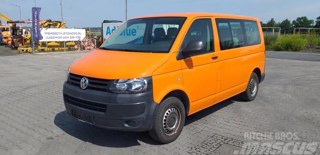 Volkswagen TRANSPORTER T5 (9 - OSOBOWY) Automobily
