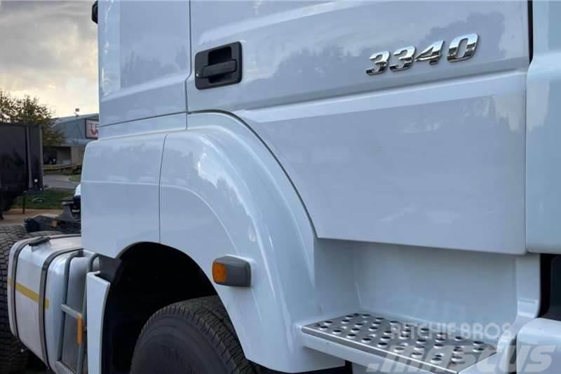Mercedes-Benz Axor 3340 6x4 Truck Tractor Ďalšie nákladné vozidlá