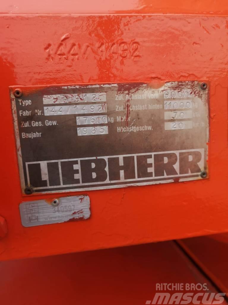 Liebherr A 912 Kolesové rýpadlá