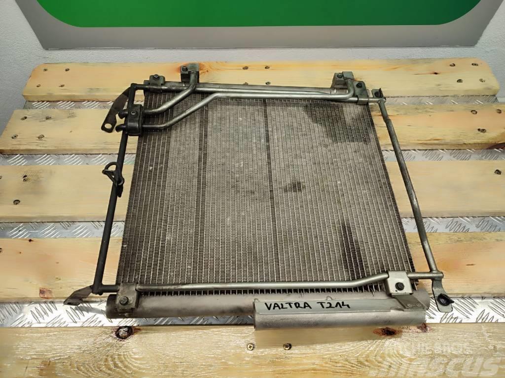 Valtra T214 Air conditioning radiator condenser 84485540B Radiátory
