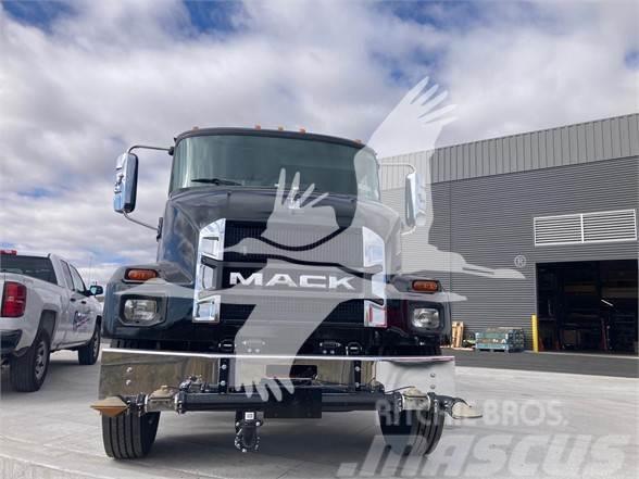 Mack MD6 Cisternové nákladné vozidlá