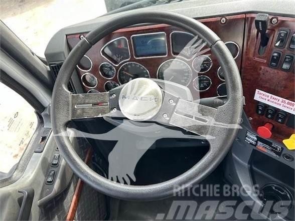 Mack PINNACLE CXU613 Ťahače