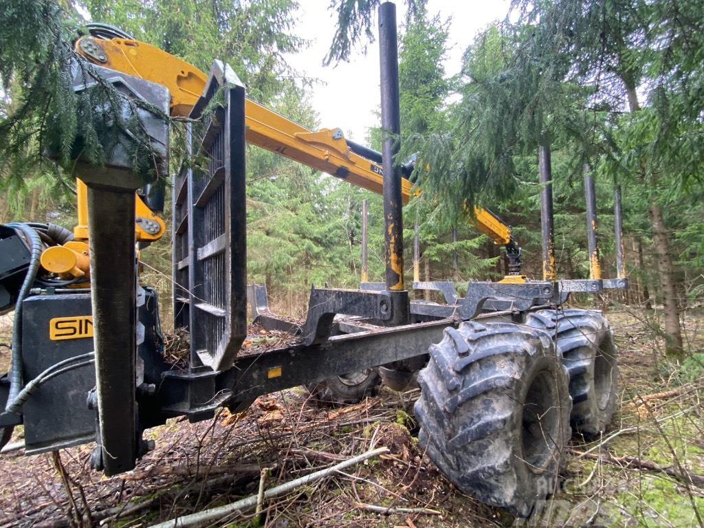  Sünkroonveoga metsahaagis + Oniar tõstuk 8600 Lesné traktory