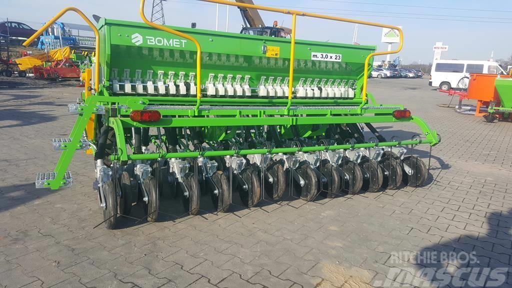 Bomet Universal seed drill Scorpius 3,0m + disc coulters Mechanické sejačky