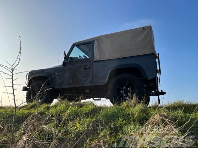 Land Rover Defender 90 iconic soft top year 2013 Automobily