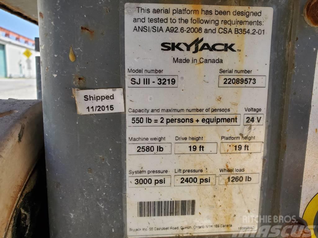SkyJack SJIII-3219 Nožnicové zdvíhacie plošiny