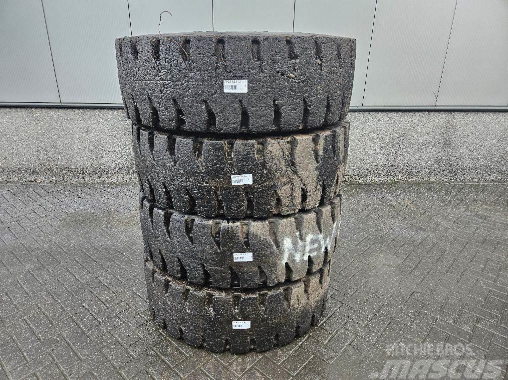 New Holland W110C-Barkley 17.5R25-Tire/Reifen/Band Pneumatiky, kolesá a ráfiky
