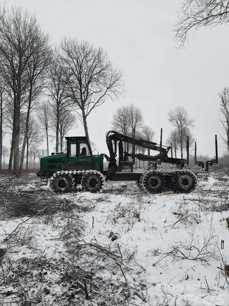  Metsis 808FL Lesné traktory