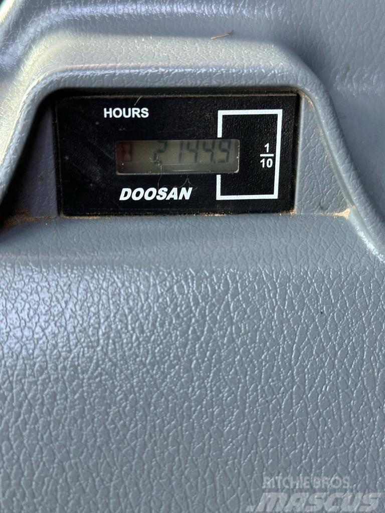 Doosan DX 350 LC-7 Pásové rýpadlá