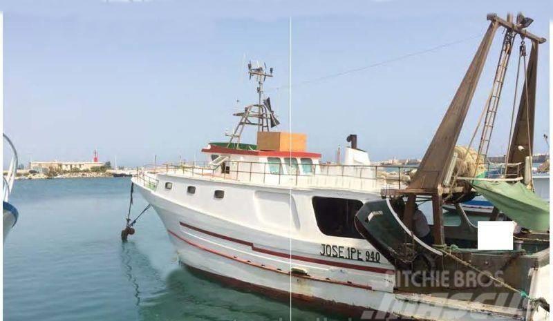  Barco de pesca denominada "Jose" Fishing boat Náhradné diely nezaradené