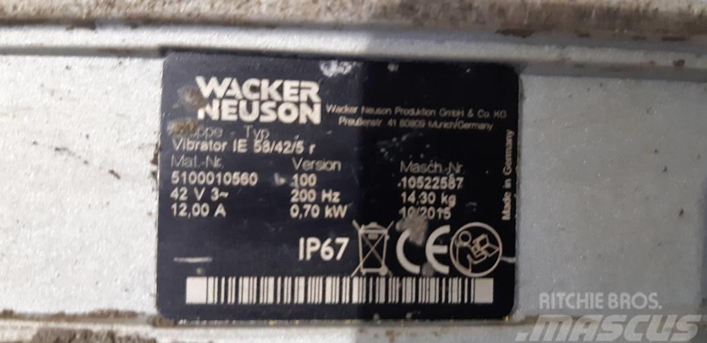 Wacker Neuson IE58/42 Debnenie