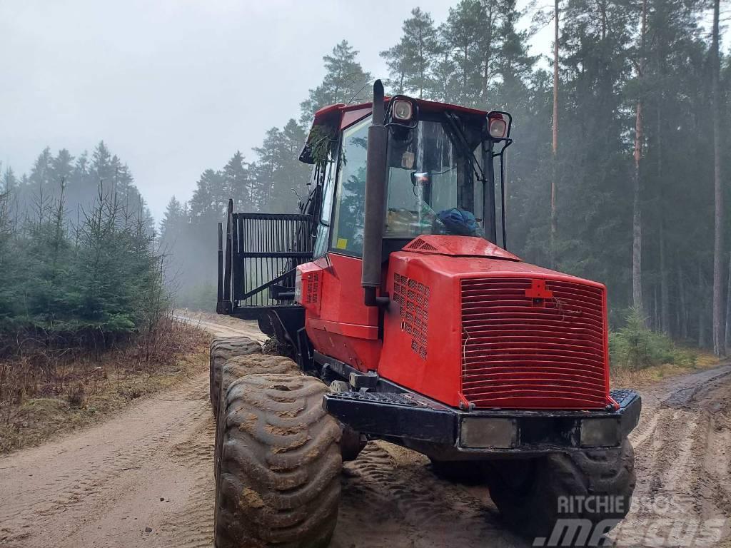 Komatsu 840 TX Lesné traktory