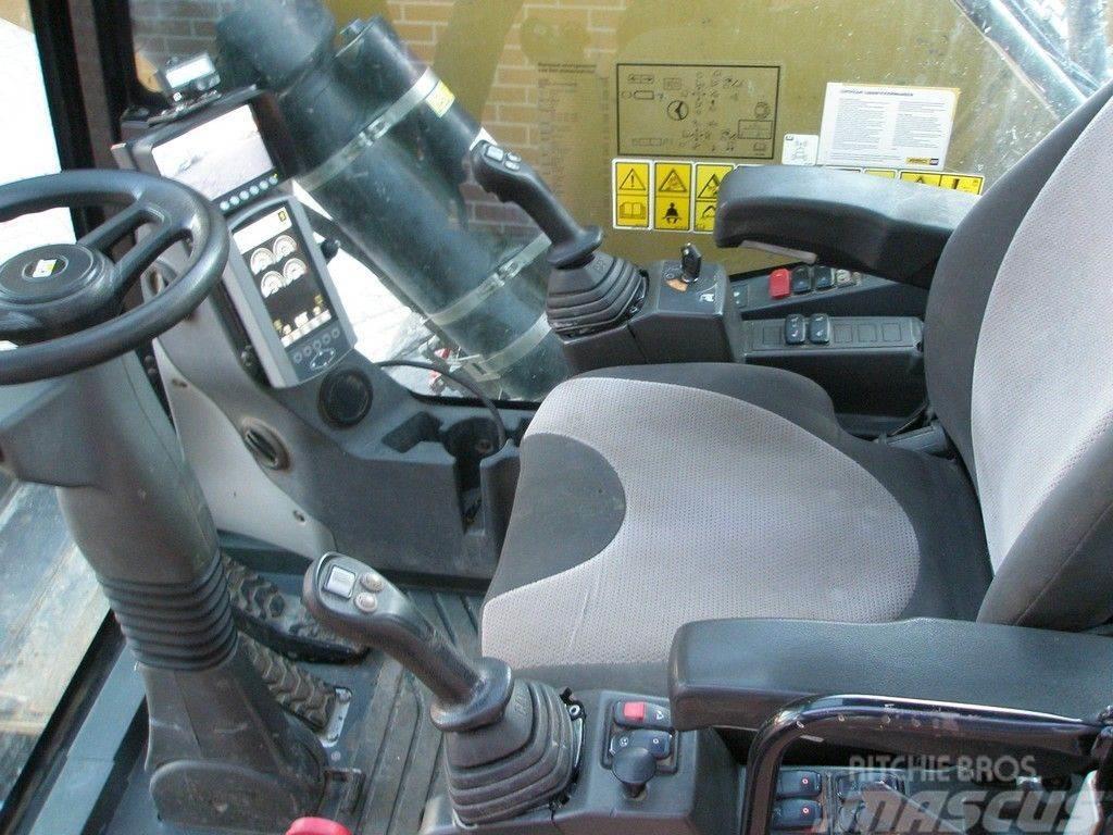CAT MH3024 Stroje pre manipuláciu s odpadom