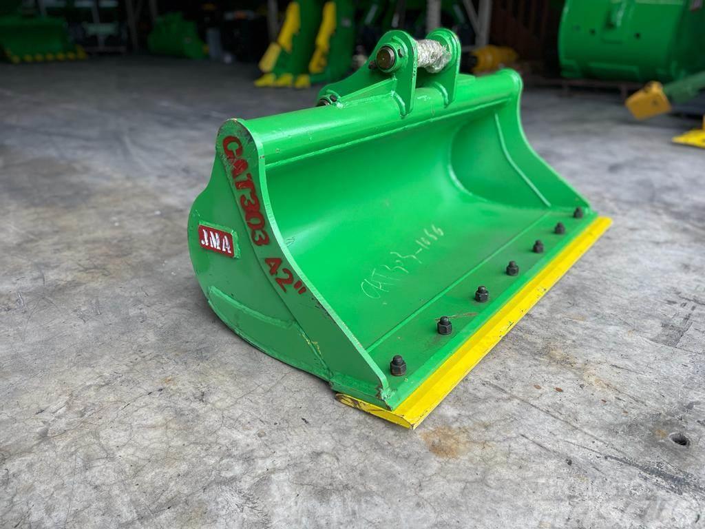 JM Attachments JMA Ditching Clean Up (MUD) Bucket 42  Lopaty