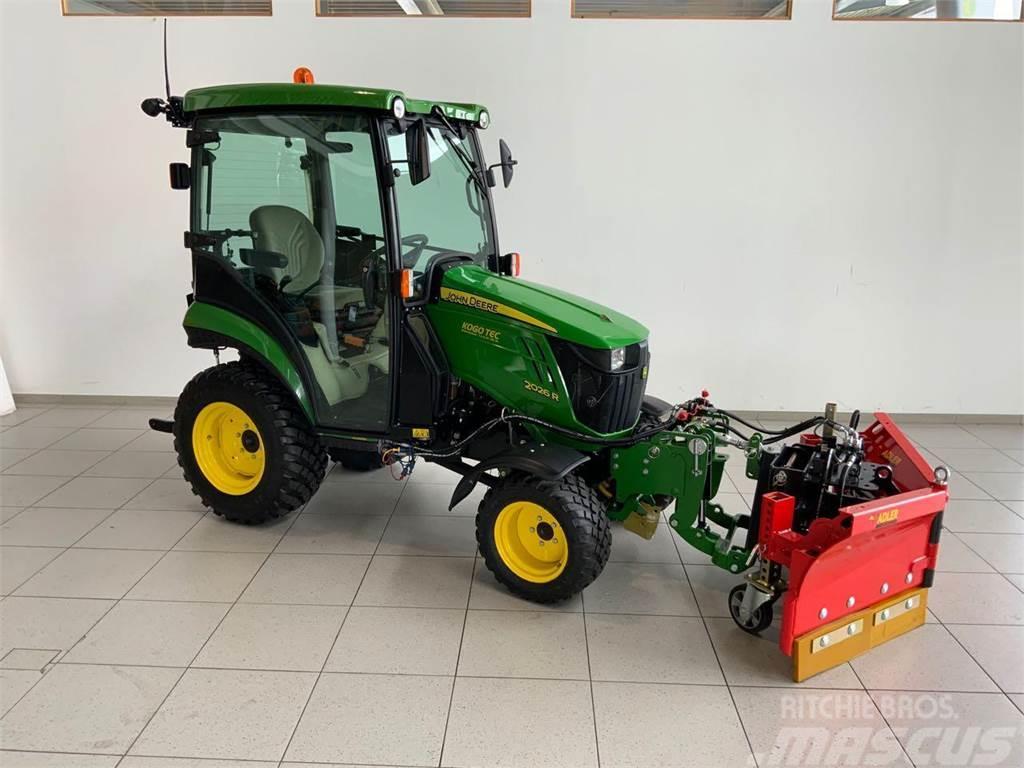 John Deere 2026R Kompaktné traktory