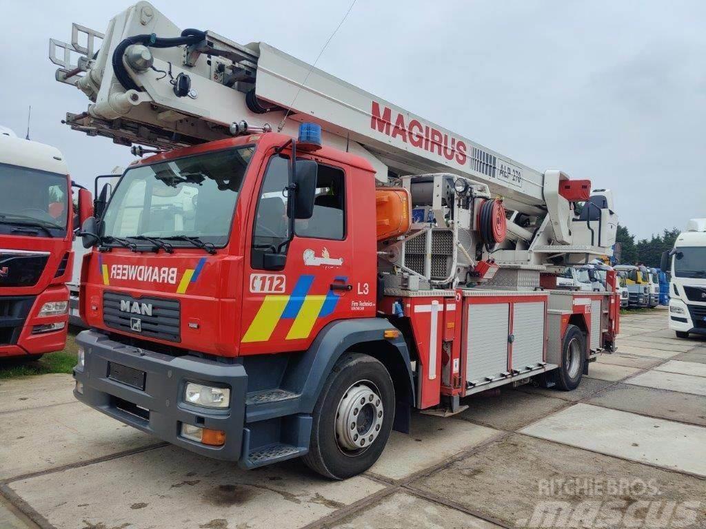 MAN 18.284 Magirus Hoogwerker / Firetruck / Ladderwage Hasičské vozy