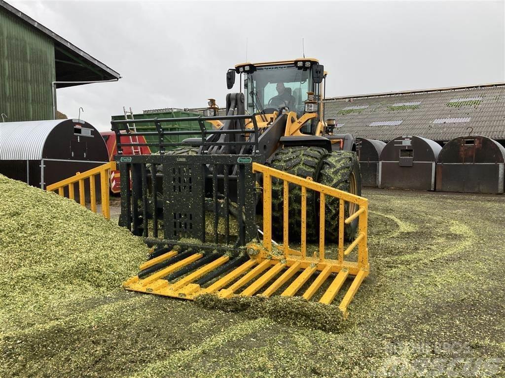 ACJ ProDig Continental foldbare græsforke med majsudst Ďalšie poľnohospodárske stroje