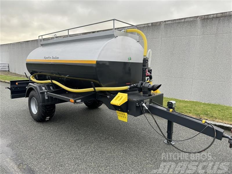 Agrofyn Trailers 5000 liter vandvogn Til omgående Zavlažovanie