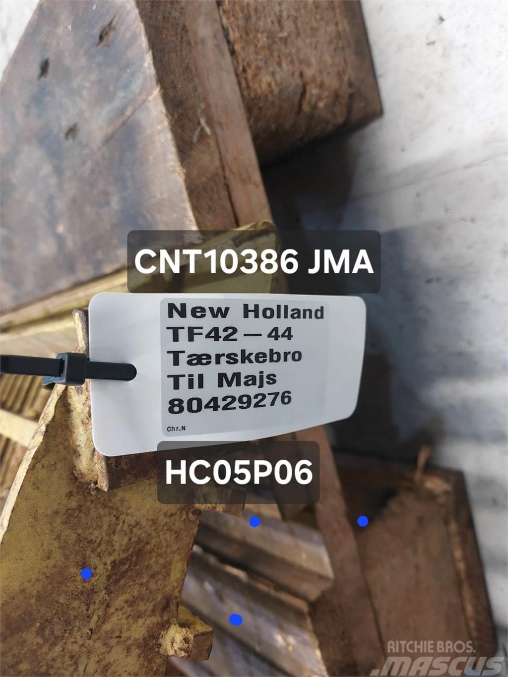 New Holland TF44 Príslušenstvo a náhradné diely ku kombajnom