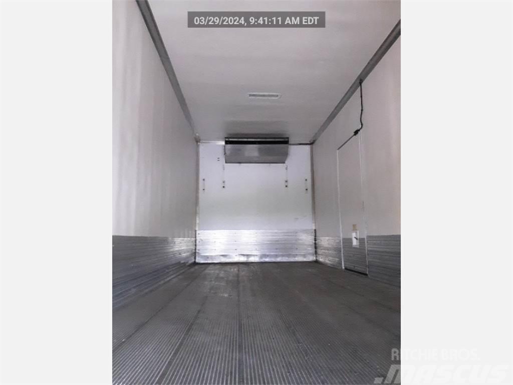 Freightliner M2 Chladiarenské nákladné vozidlá