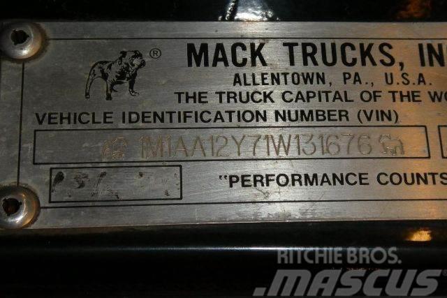 Mack CH613 Nákladné vozidlá bez nadstavby