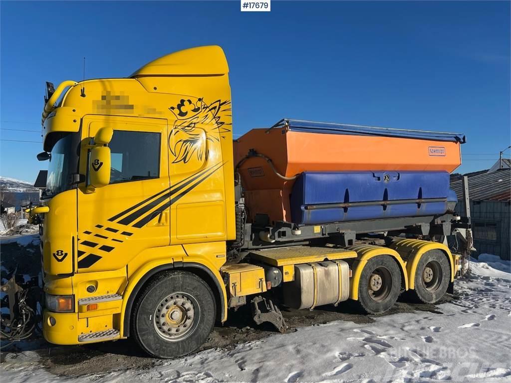 Scania R620 6x4 snow rigged combi truck Ťahače