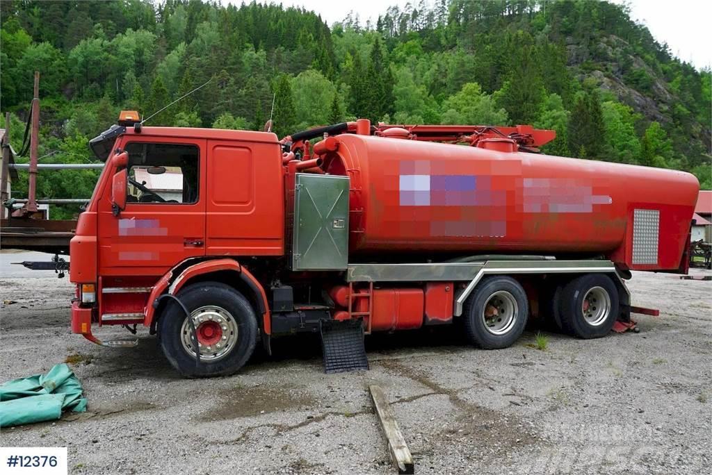 Scania vacuum truck Komunálne / Multi-úžitkové vozidlá