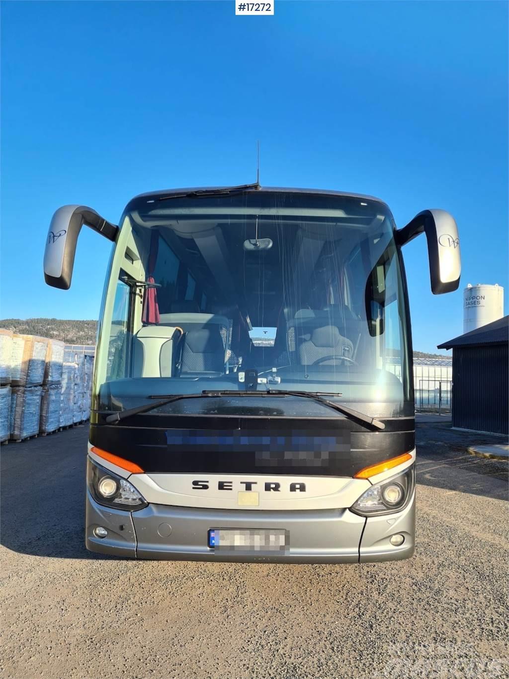 Setra S515HD coach. 51 seats. Zájazdové autobusy