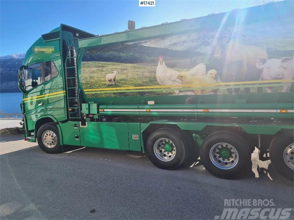 Volvo FH 8x4 bulk truck w/ VM Tarm 2 axle bulk trailer Ďalšie nákladné vozidlá