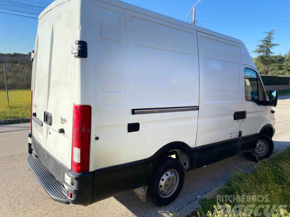 Iveco Daily Family 10m3 35S12 Largo RS Dodávky