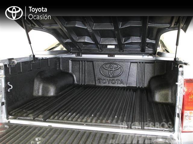 Toyota Hilux Cabina Doble VX Dodávky