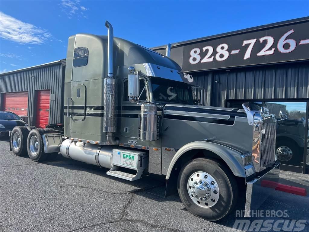 Freightliner FLD120 CLASSIC XL Automobily