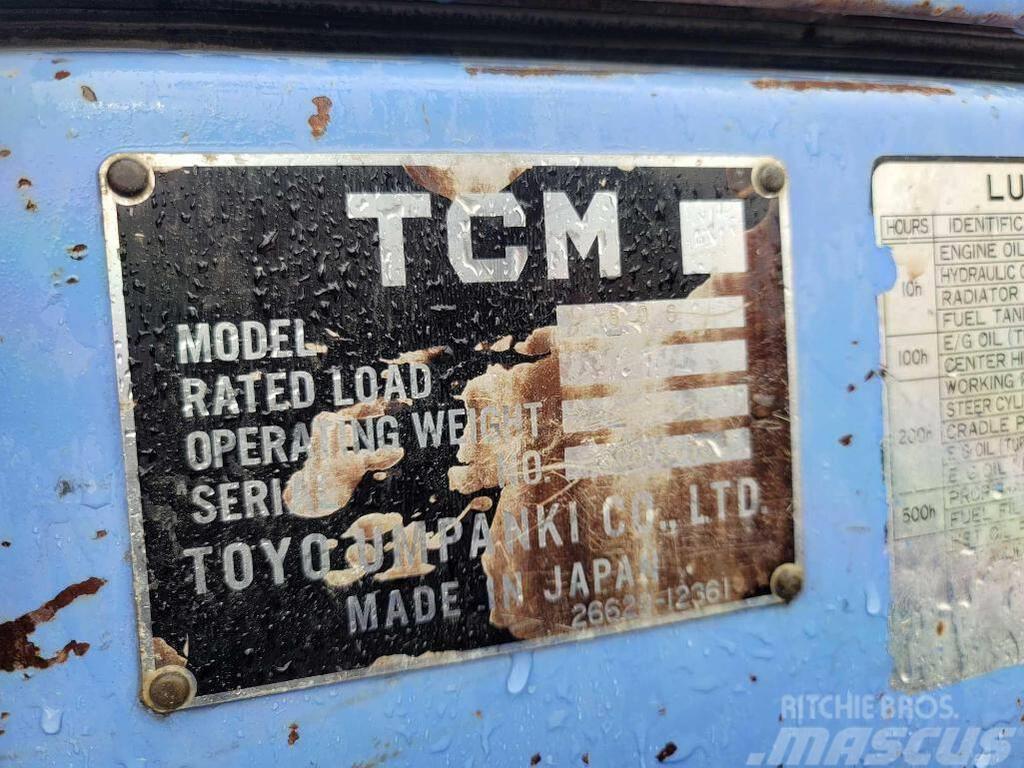 TCM 806 Kolesové nakladače