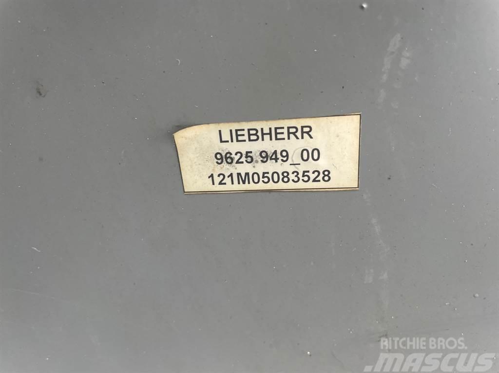 Liebherr A934C-9625949-Stair panel/Trittstufen/Traptreden Podvozky a zavesenie kolies
