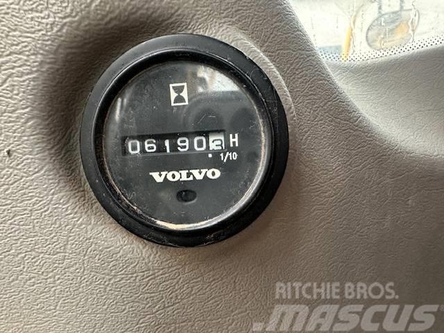 Volvo EC 300 D L Demolačné rýpadlá