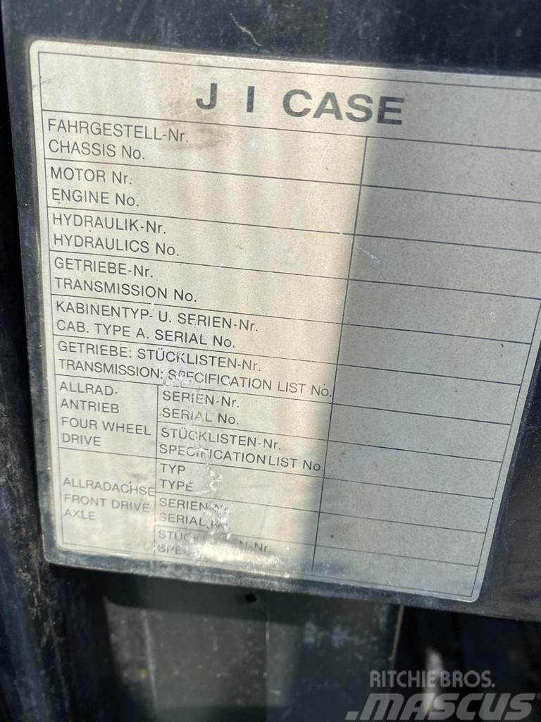 Case IH IH 1455 XL Traktory