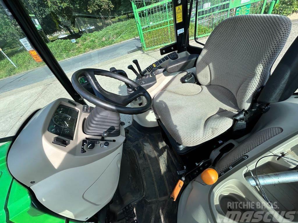 John Deere 4066R Kompaktné traktory