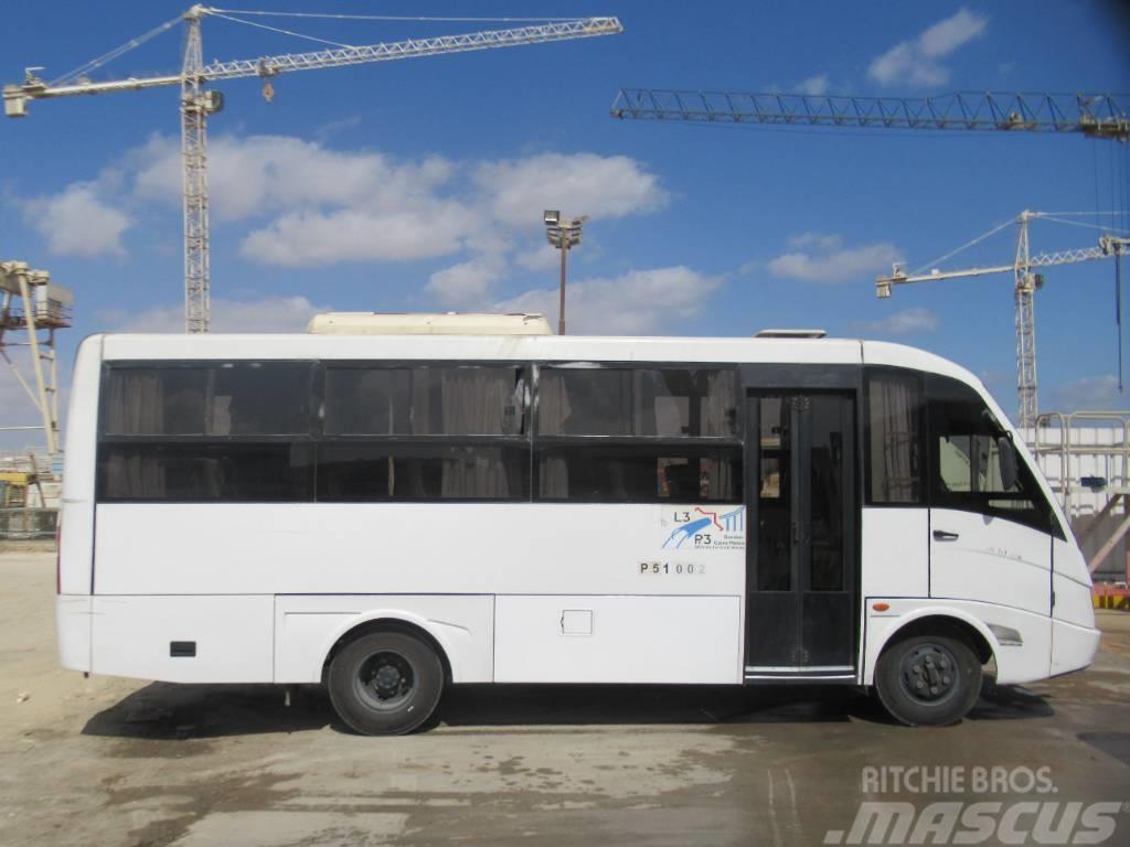 Mitsubishi BUS NEW CRUISER Zájazdové autobusy